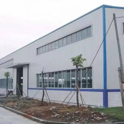 強い産業用鋼筋構造 倉庫ビル 金属 цинク化されたポータルフレーム