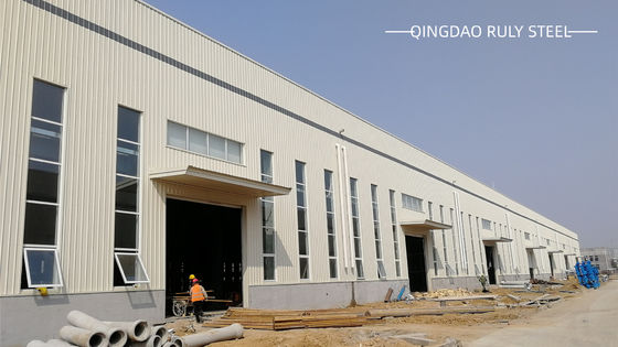 塗装工業用プリファブ/プリエンジニアされた鋼鉄構造物 軽鋼熱隔断工房