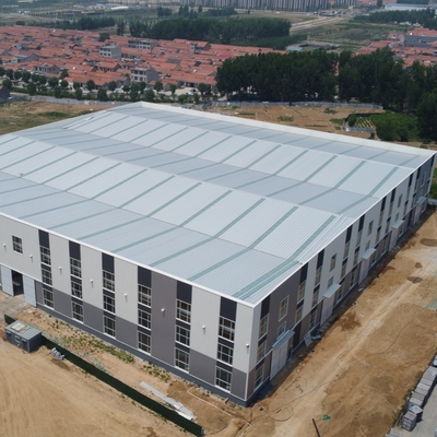 断熱パネル付きQ235Bプレハブ鋼構造建物