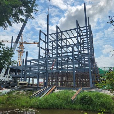 モダンデザイン プリファブリック 鉄鋼構造 ホテルビル 多階建て 鉄鋼ビル 供給