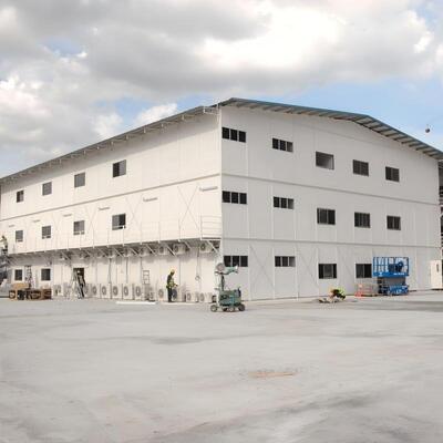 商用建築のためのオーダーメイド製の鋼鉄構造ホテル